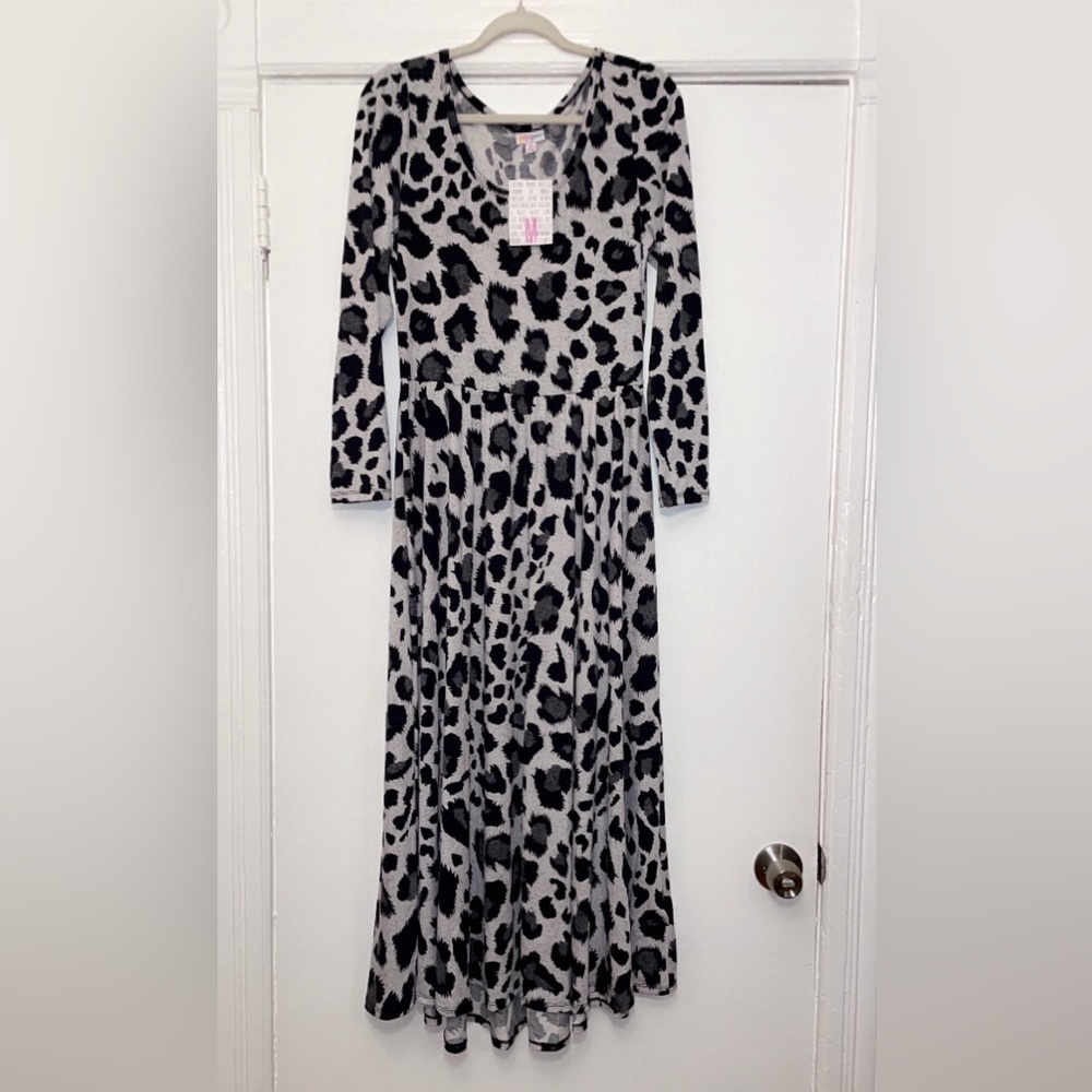New Medium LulaRoe Ryane Midi Dress